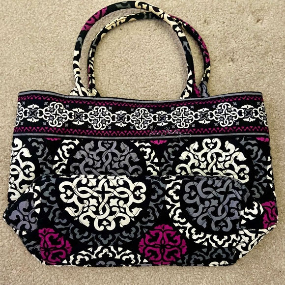 Vera Bradley- Canterberry Magenta  Patterned Tote Bag - Picture 5 of 8